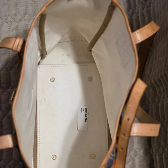 Dooney & Bourke Pinic Ants Collection Plaid Tote - Picture 4 of 10